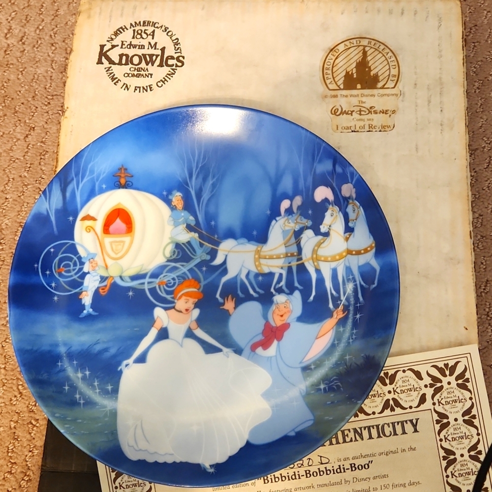 Disney's Cinderella collectible plate